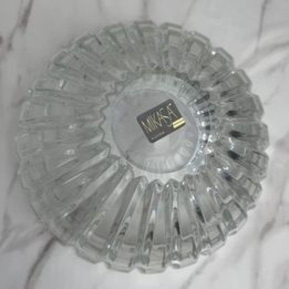 Vintage Crystal Mikasa Reflections 9in Round Bowl - Picture 3 of 10